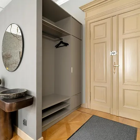 아파트 Stylowe W Centrum Poznania By Renters 포즈난