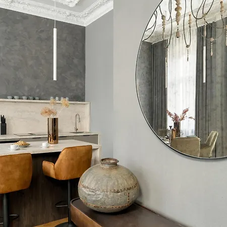 Daire Stylowe W Centrum Poznania By Renters *